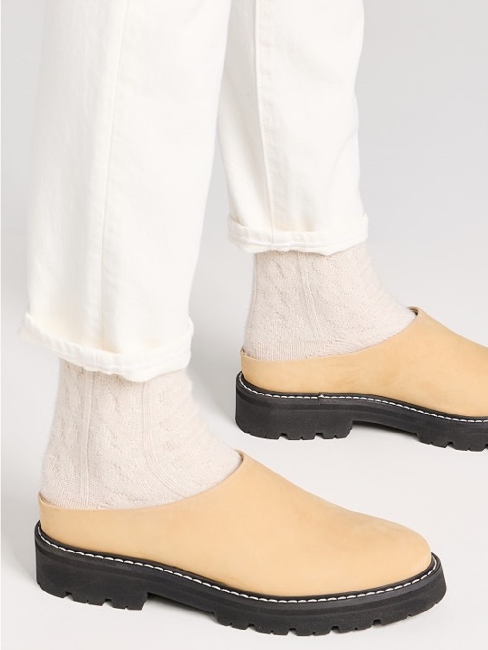 Jenni Kayne 8 Beige Leather Slip-On Mules with Black Lug Sole with box